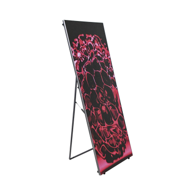 Modulo LED de Piso / Pixel Pitch 1.5 mm / Modular (Puede Crecer con Mas Posters) / Mantenimiento Frontal / Uso en Interior / Calidad de Video Destacada