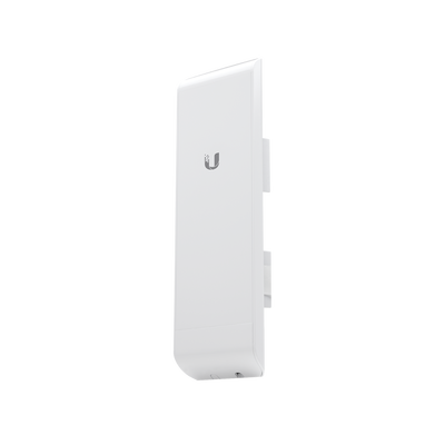 NanoStation airMAX M2 CPE,  hasta 150 Mbps, frecuencia 2 GHz (2412-2462 MHz) con antena integrada de 11 dBi